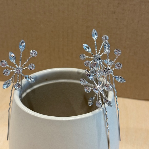 Rhinestone Hair Bobby Pins Set Of 4 - Picture 3 of 10